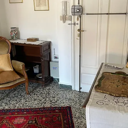 Ampio A Due Passi Dal Lungarno Apartment *