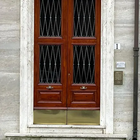 Ampio A Due Passi Dal Lungarno Apartman *