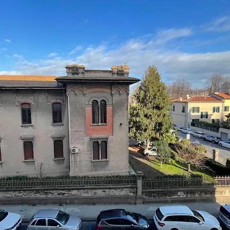 Ampio A Due Passi Dal Lungarno